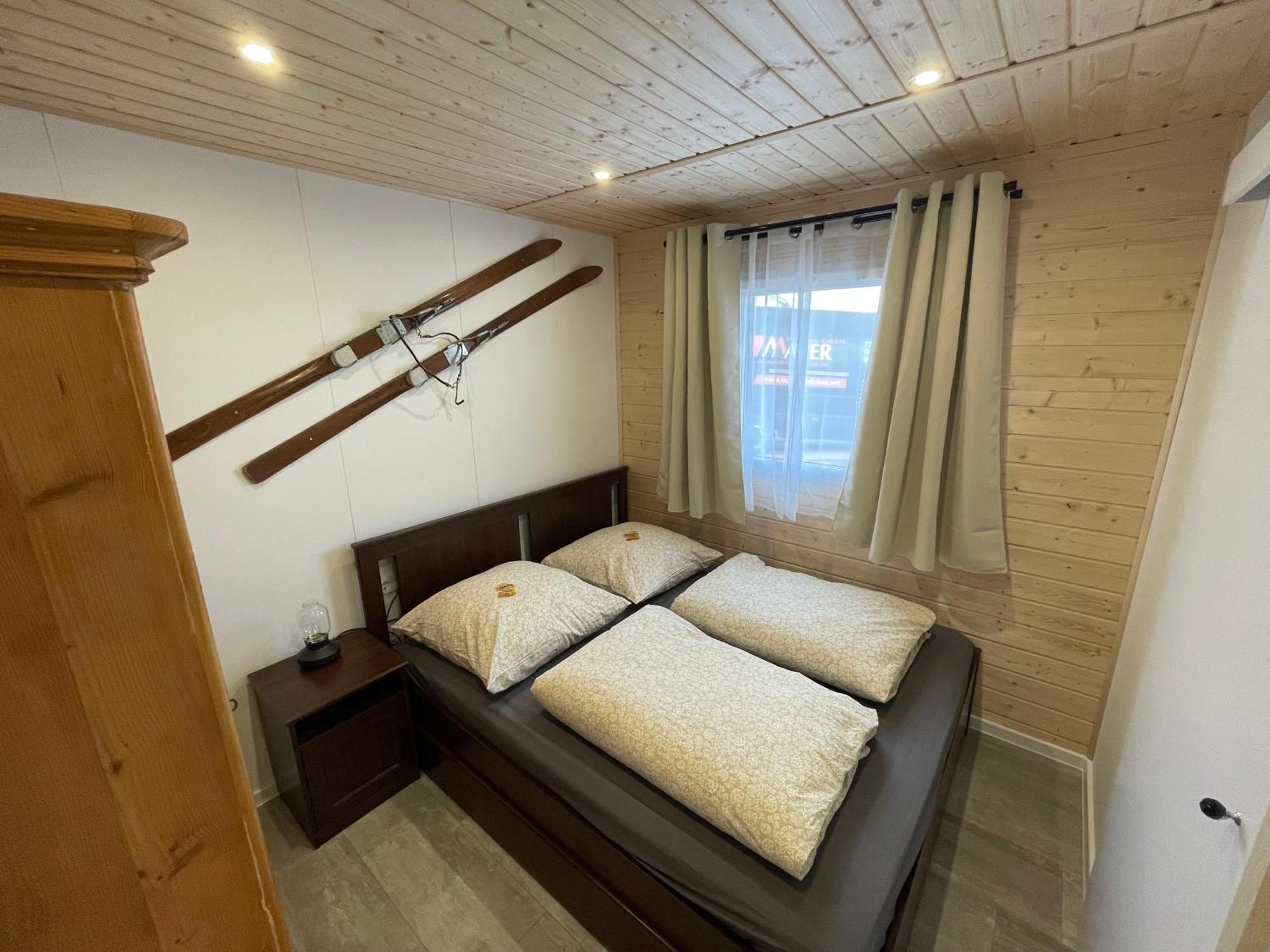 Tinyhaus #4 Huelben - Ortsrand - Kostenlose Parkplaetze Hulben Bagian luar foto